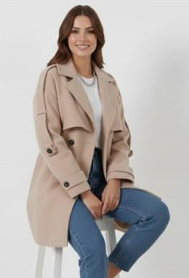 KADIN KUŞAKLI DÜĞME DETAYLI OVERSİZE KAŞE KABAN 40 - BEJ