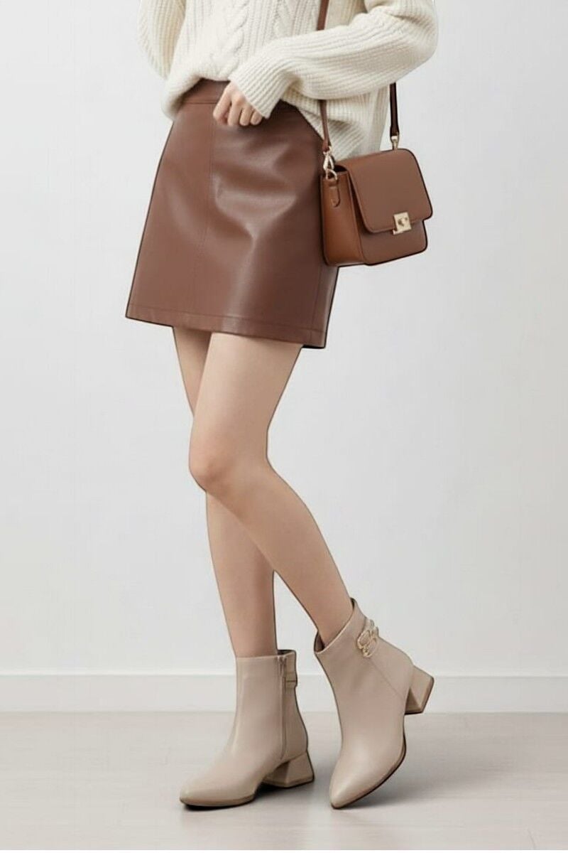 KADIN ÇİFT TOKA DETAYLI TOPUKLU BOT BEJ CİLT - 40