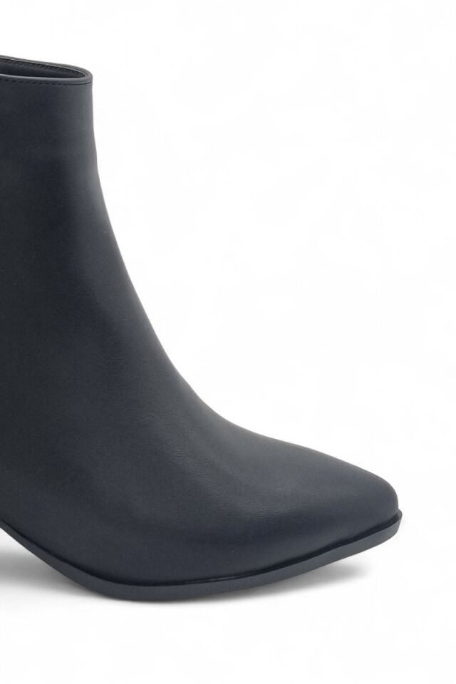 KADIN ÇİFT TOKA DETAYLI TOPUKLU BOT SİYAH CİLT - 40