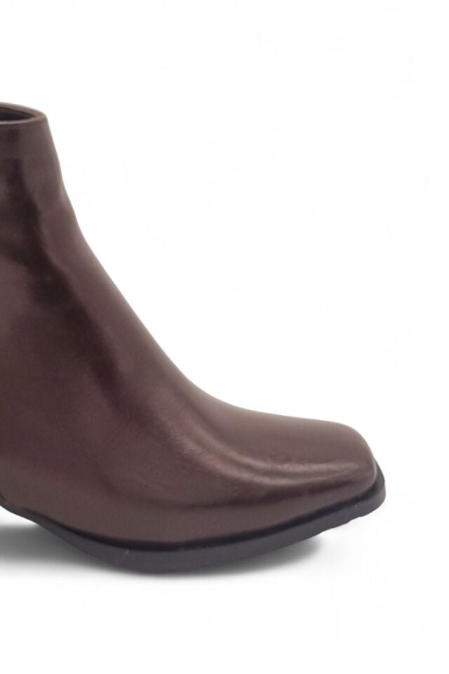 KADIN GÜNLÜK ŞIK KÜT BURUN TOPUKLU BOT 40 - KAHVERENGİ RUGAN