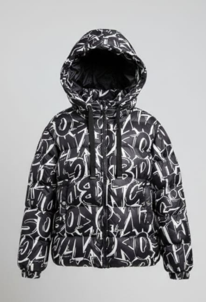 KADIN GRAFİTİ DESENLİ KAPŞONLU ŞİŞME MONT 42 - SİYAH/BEYAZ